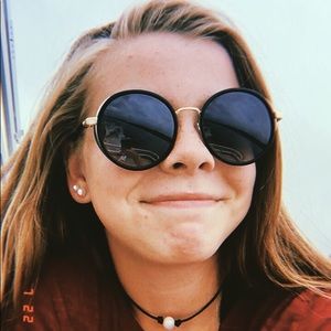 Meet your Posher, Katelyn